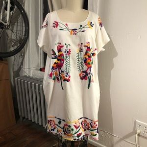 Vintage Mexican Embroidered Mini Dress 🌈 🌸